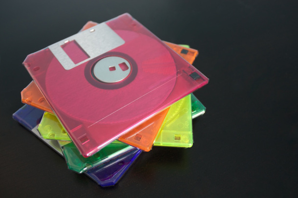 FloppyDisk_Neon5