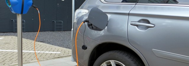 As vendas de carros elétricos sobem 49% na Europa